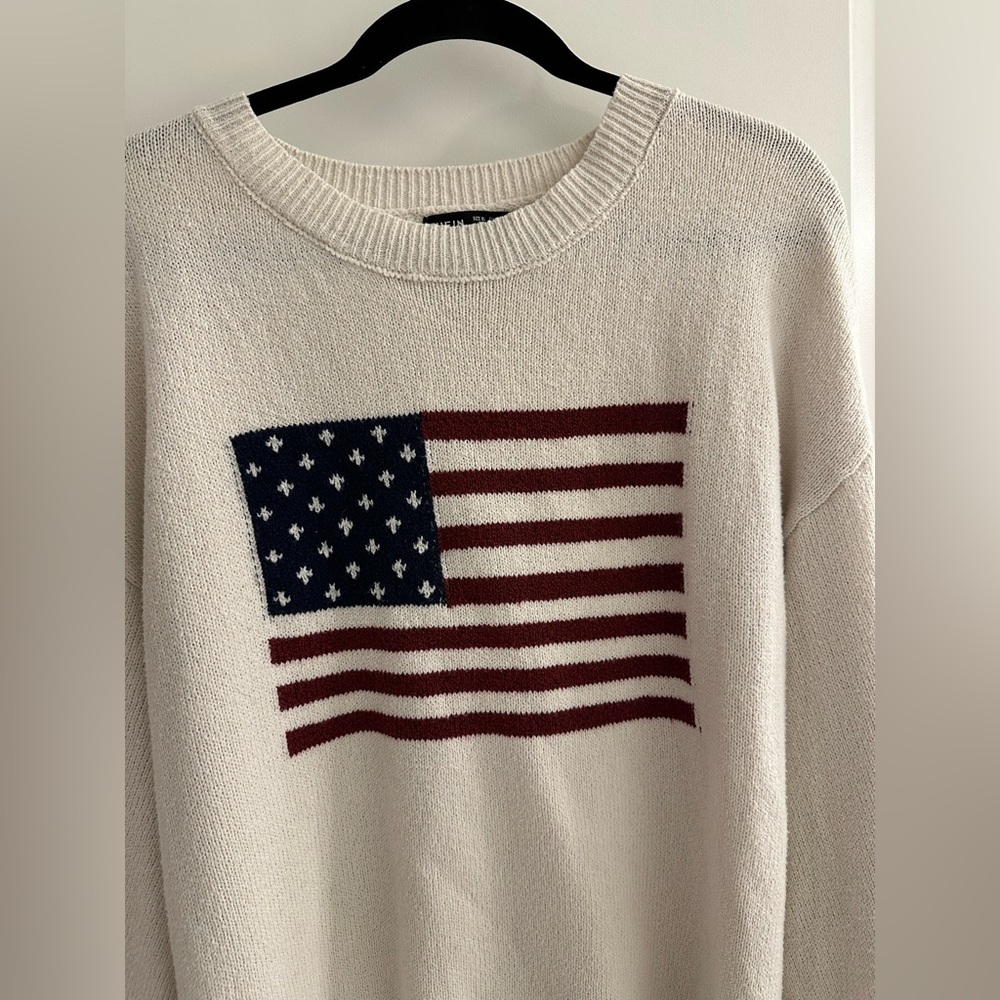 SHEIN • Sweater - Picture 2 of 4